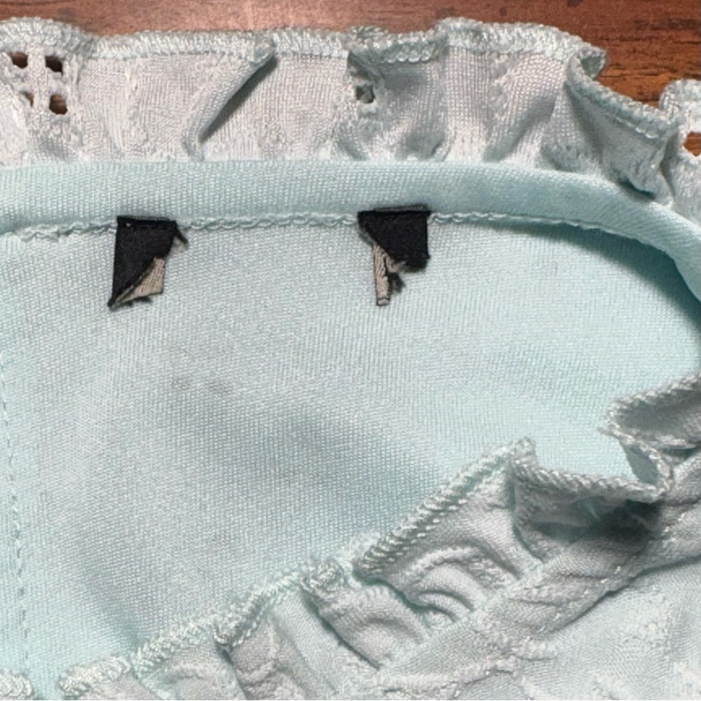Women’s Sleeveless Stretchy Lace Top - Mint SZ M - Picture 10 of 11